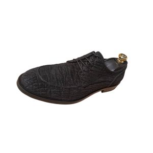Soulier noir tout en peau d’éléphant