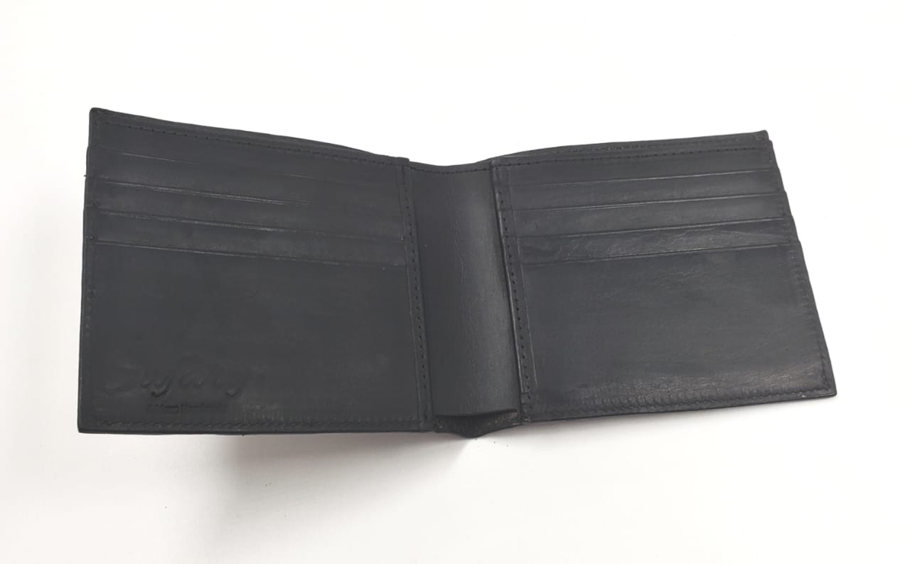 portefeuille en cuir de crocodile marron